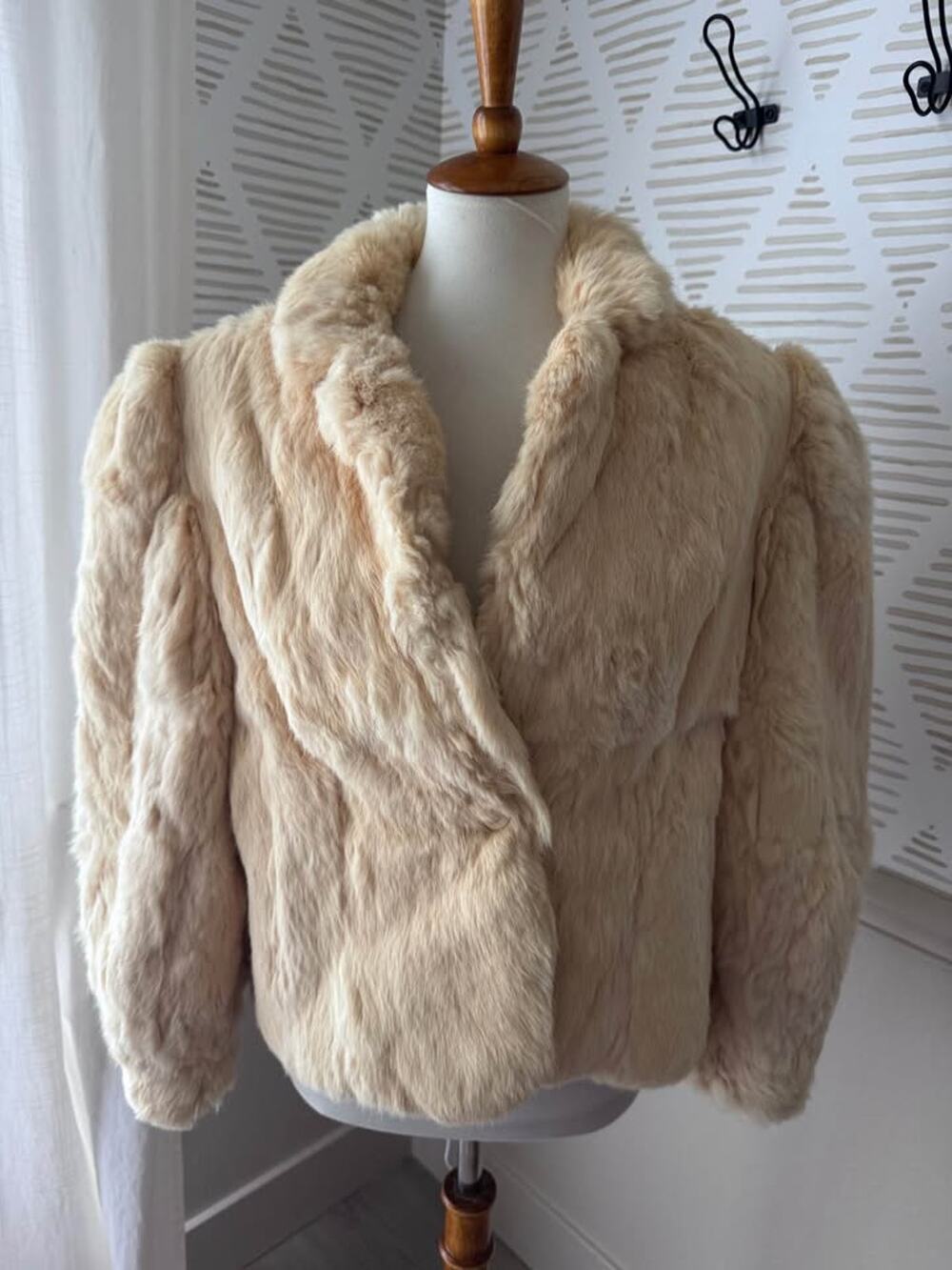 Vintage Fur Coat 100% Rabbit Fur Cream Satin Lining Size Large 80's Hong Kong